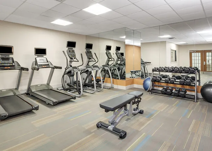 Holiday Inn Express & Suites Riverhead - Long Island By Ihg