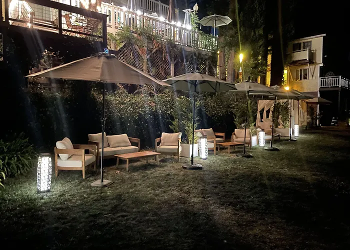 Boho Manor Hotel Monte Rio