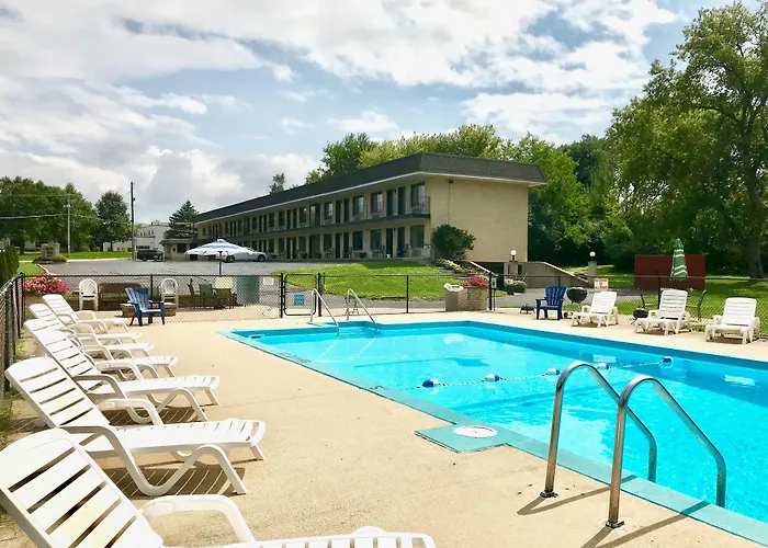 Geneva Wells Inn Lake Geneva