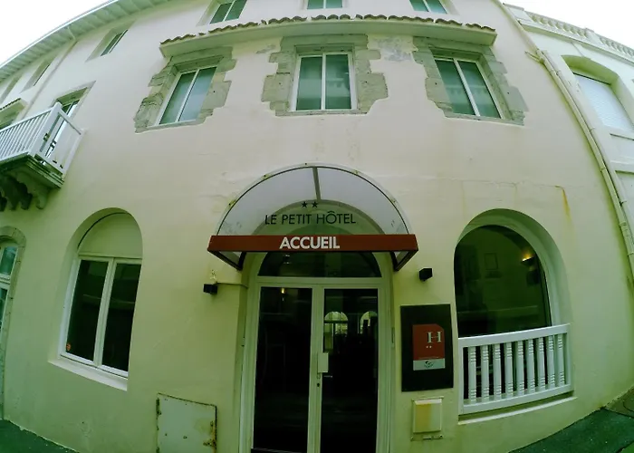 Le Petit Hotel Biarritz