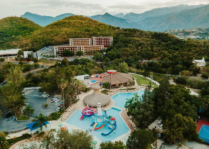 Bahia Escondida Hotel Santiago 
