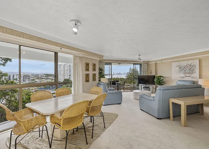 Gemini Court Holiday Apartments Gold Coast