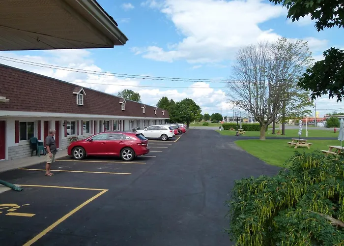 Country Squire Motel Arnprior