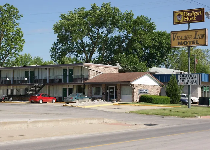 Budget Host Village Inn Kirksville