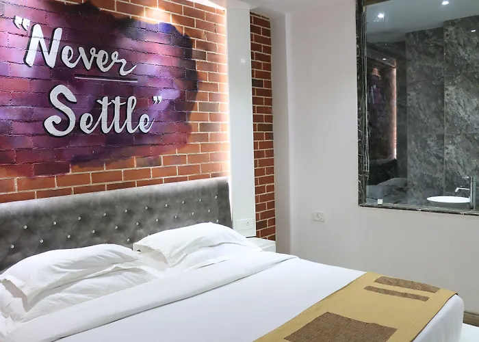Hotel Sri Nanak Continental Delhi 
