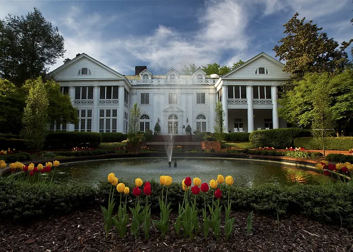 Duke Mansion Acomodação com café da manhã Charlotte