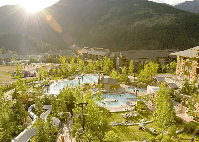 Panorama Mountain Resort - Pine Inn