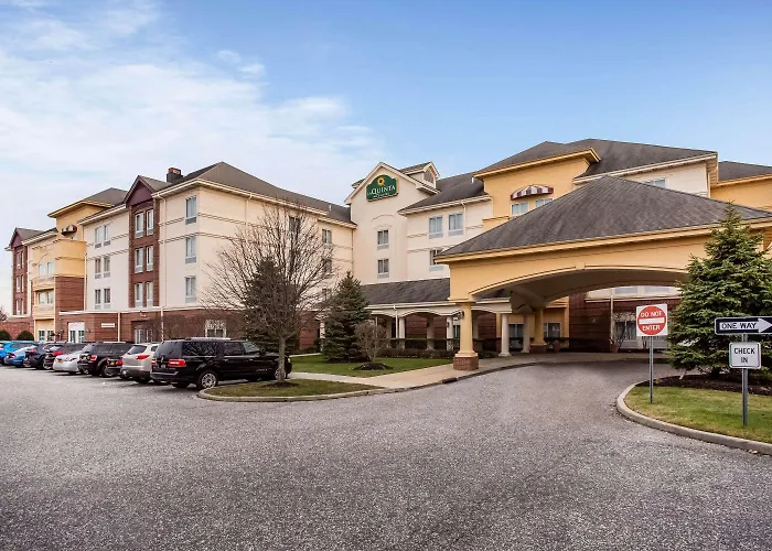 La Quinta By Wyndham Islip - Macarthur Airport Bohemia
