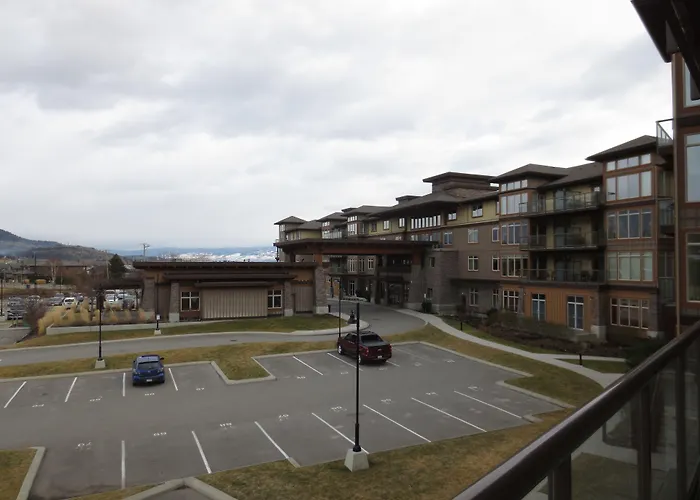 The Cove Lakeside Resort West Kelowna