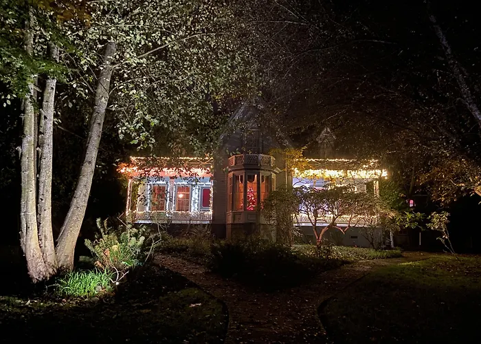 Shaw House Inn Ferndale