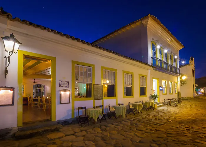 Sandi Hotel Parati
