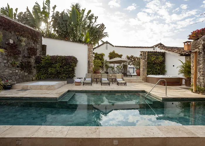 Sandi Hotel Parati