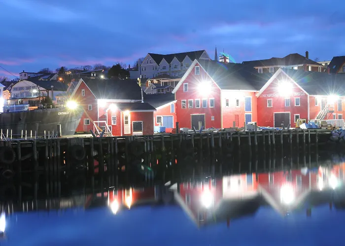 Smugglers Cove Inn Lunenburg