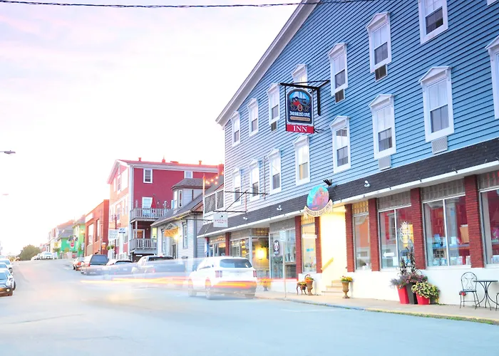 Smugglers Cove Inn Lunenburg