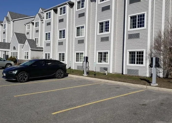 Parry Sound Inn And Suites