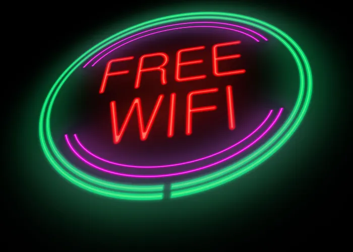 Magnolia Inn Extended Stay Of Kingsland - New 2025 - Book A Kitchen Room - 12 Noon Check Out - 4K Black Beds - Saltwater-Mineral Pool Open Until 4Am - 24-7 Front Desk - Luxe Coffee Bar Award Winning Inn - Save By Phone - 912-576-4777