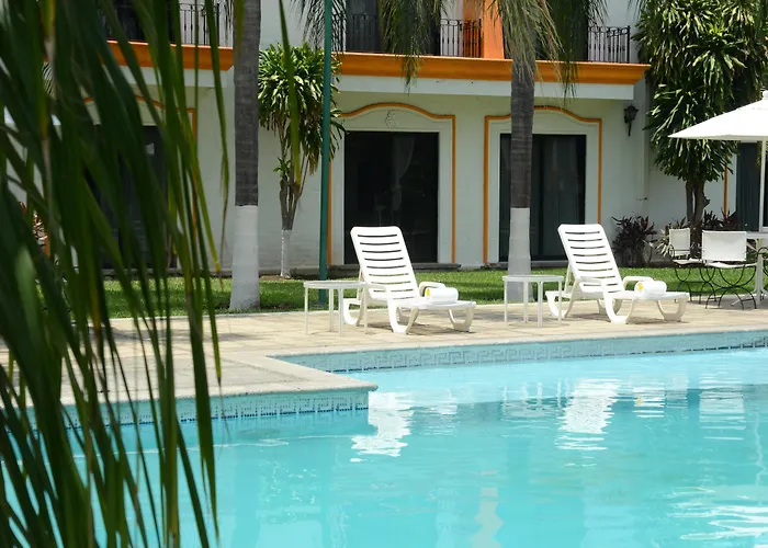 Mision Colima Hotel
