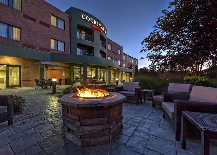 Courtyard By Marriott Memphis Southaven Hotel
