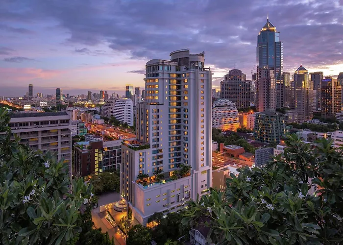 Doubletree By Hilton Bangkok Ploenchit Hotel