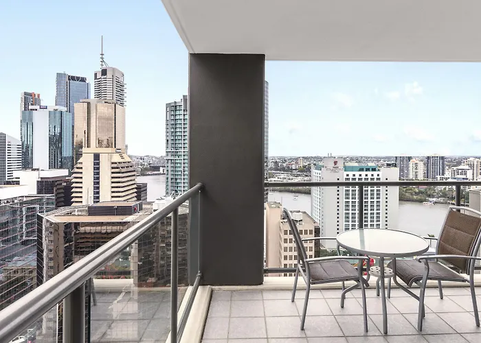 Oaks Brisbane On Margaret Suites