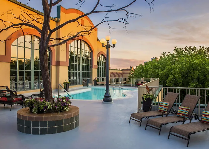 Temple Gardens Hotel & Spa Moose Jaw