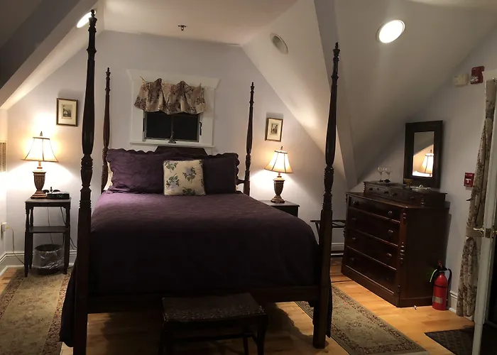 Alpine Haus Bed & Breakfast Inn Vernon