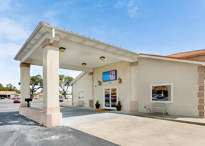 Motel 6-Hinesville, Ga