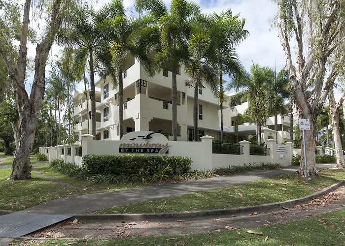 Mowbray By The Sea Aparthotel Port Douglas