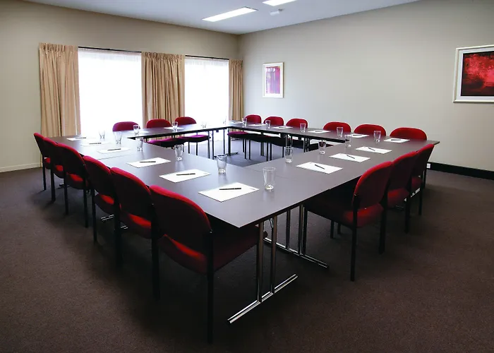 Quest Maitland Aparthotel