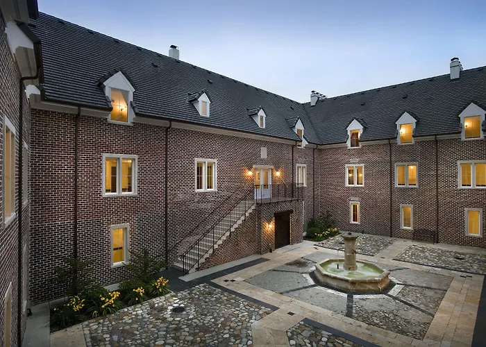Wedmore Place Williamsburg