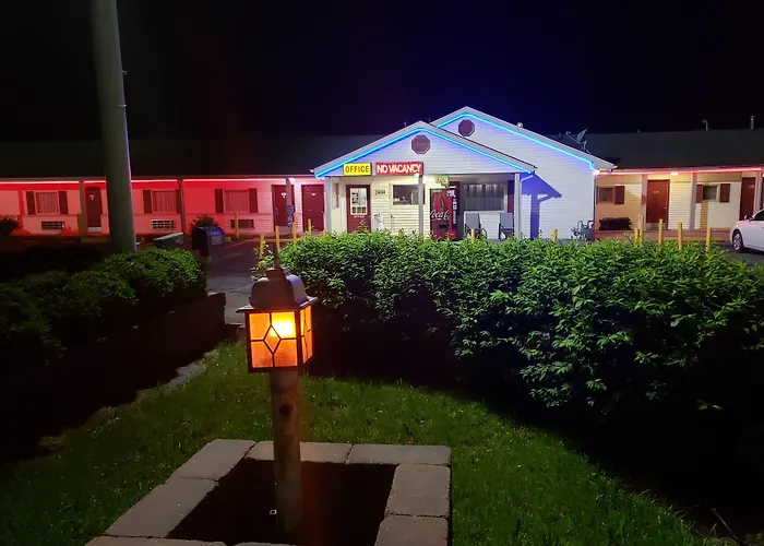 Super 7 Motel Sedalia
