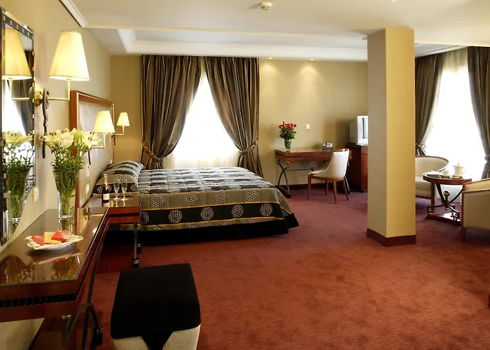 Piraeus Theoxenia Hotel