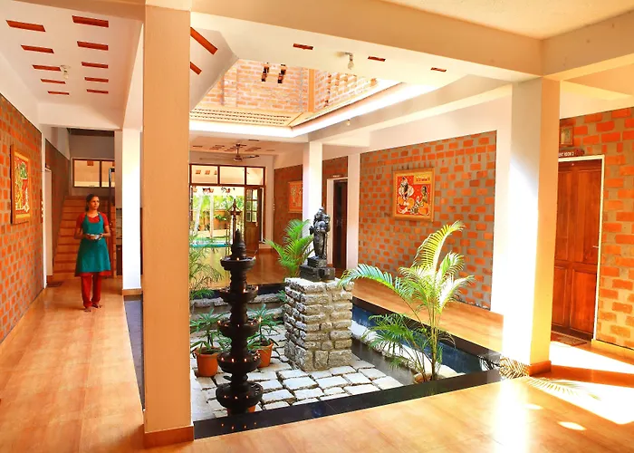 Beach And Lake Ayurvedic Resort, Kovalam