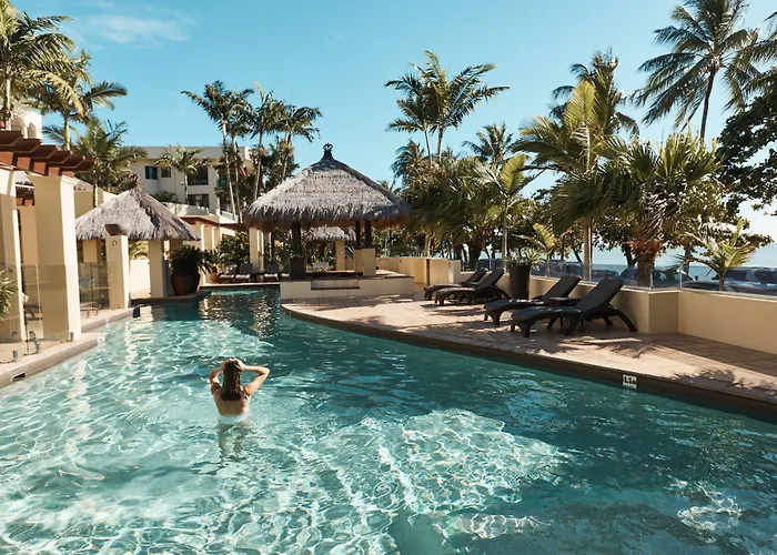 Sea Change Beachfront Apartments Trinity Beach