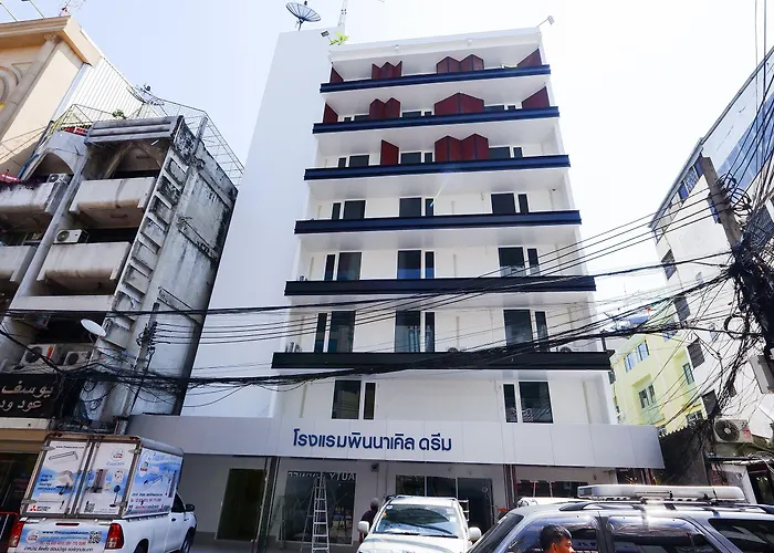 Pinnacle Dream กรุงเทพมหานคร