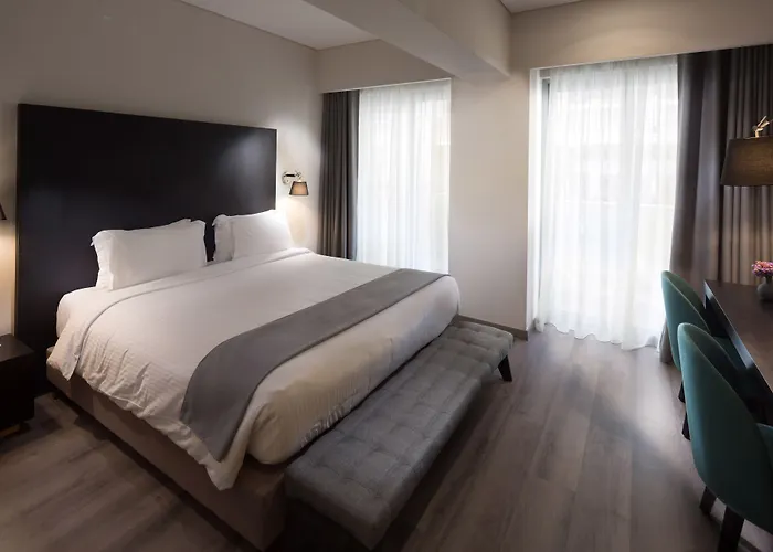 Hotel Lozenge Atenas