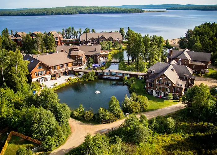 Auberge Du Lac Taureau Et Condos Saint-Michel des Saints
