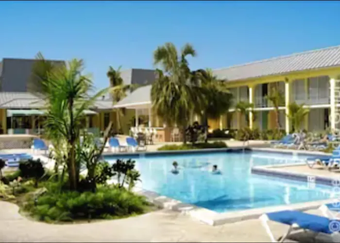 Royal Islander Hotel Freeport