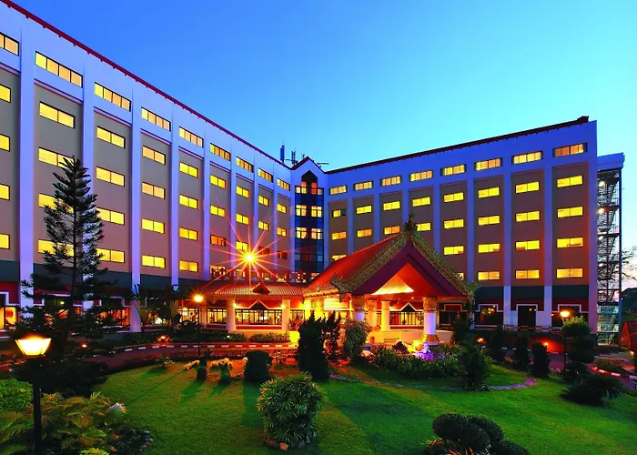 Summit Parkview Yangon Hotel