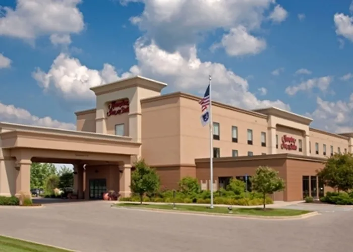 Hampton Inn & Suites Grand Rapids-Airport 28Th St Cascade