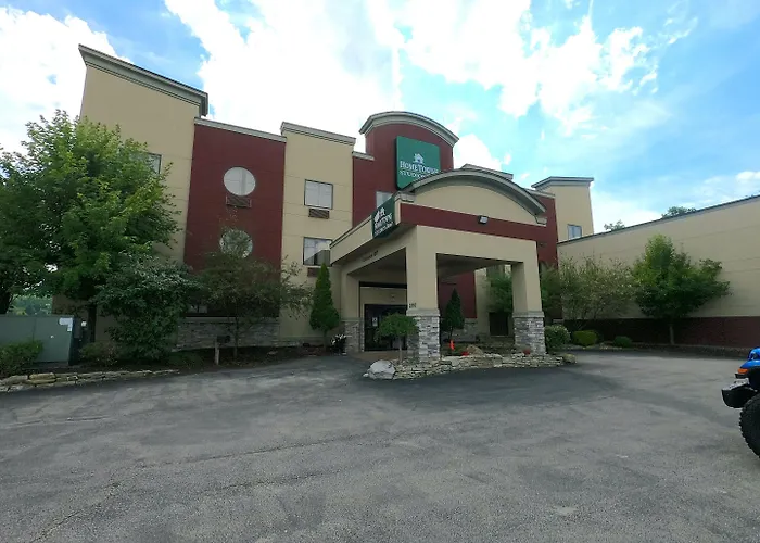Hometowne Studios & Suites By Red Roof Washington