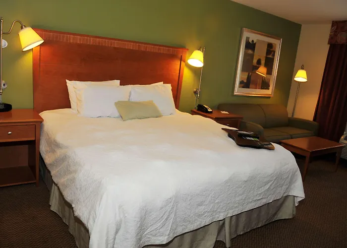 Hampton Inn Clinton