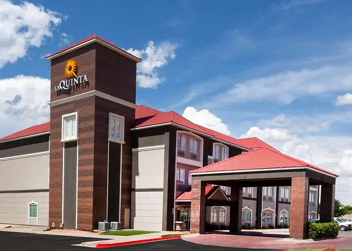 La Quinta By Wyndham Midland North Hotel
