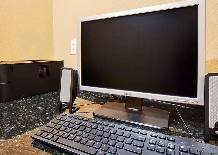 Best Western Lockhart Hotel & Suites