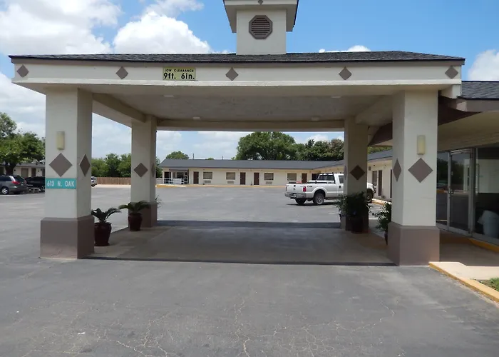 Executive Inn Pearsall