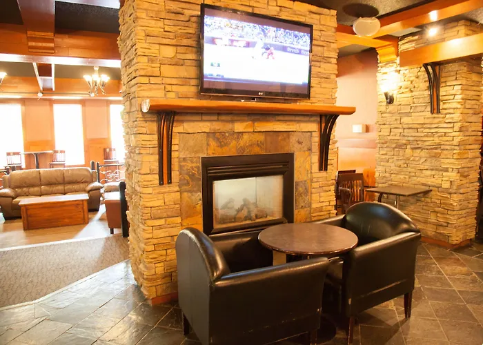 Twin Pine Inn & Suites Hinton