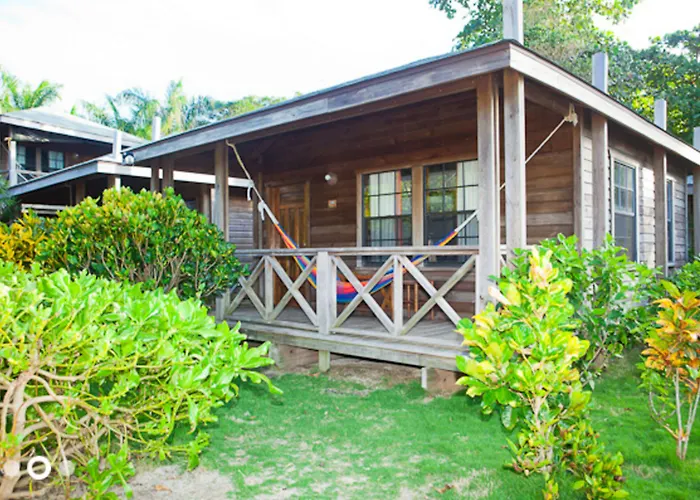 Las Rocas Resort And Dive Center West Bay