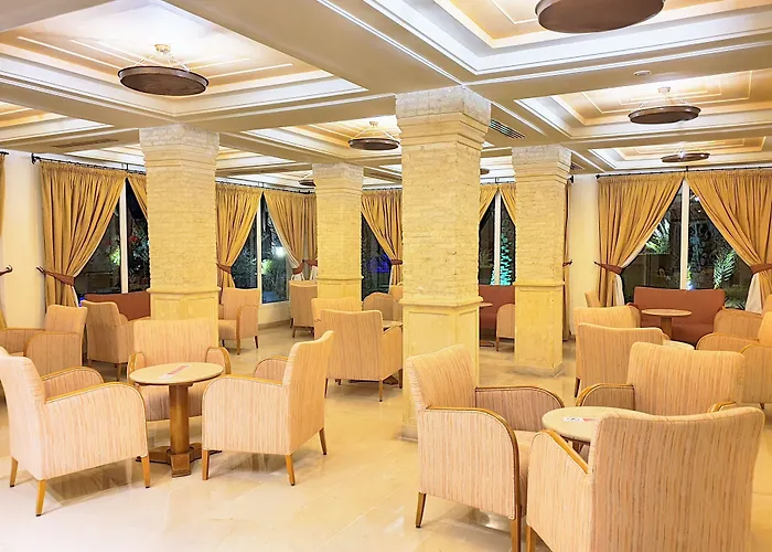 Ras El Ain Hotel Tozeur
