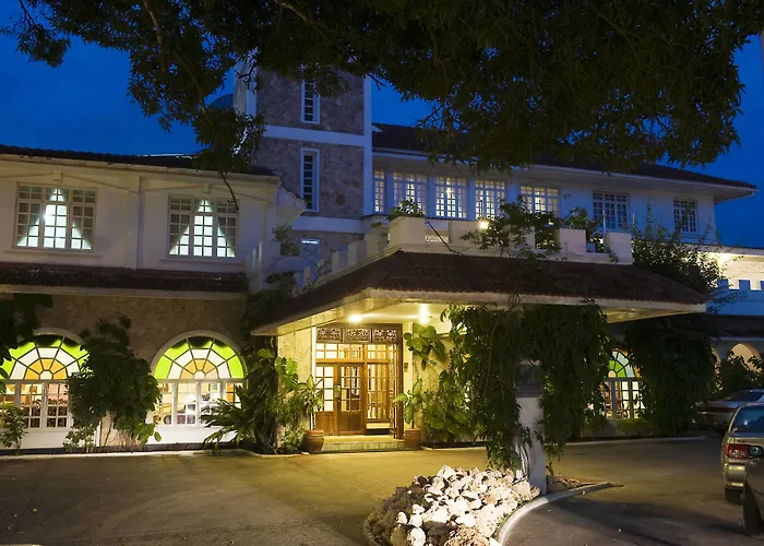Protea Hotel By Marriott Dar Es Salaam Courtyard