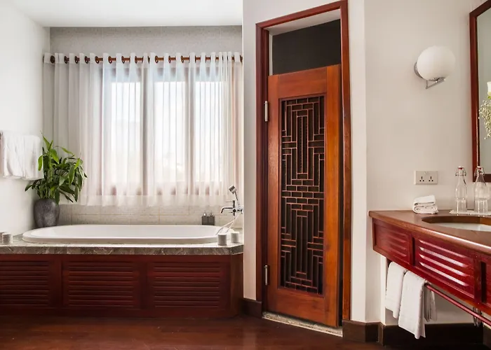 Amanjaya Pancam Suites Hotel Phnom Penh
